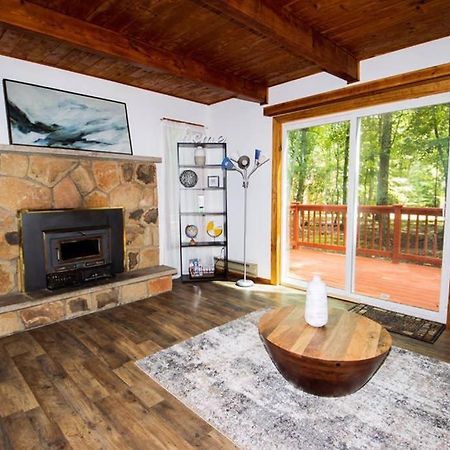 Entire 3 Bedroom Adventure Chalet, Near The Best Of The Poconos East Stroudsburg Exteriör bild