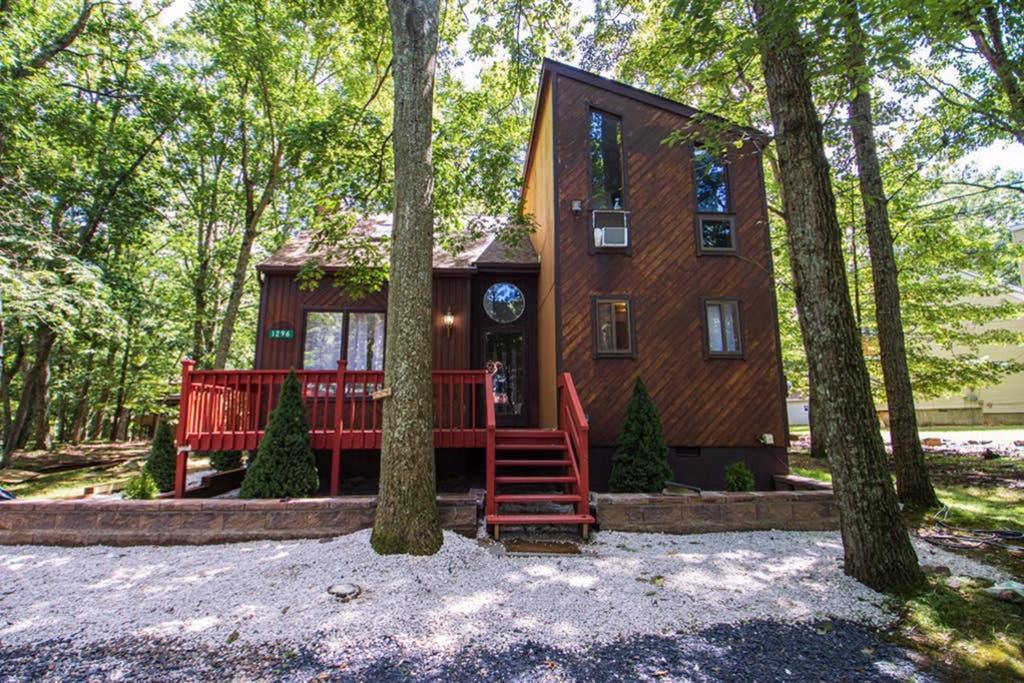 Entire 3 Bedroom Adventure Chalet, Near The Best Of The Poconos East Stroudsburg Exteriör bild